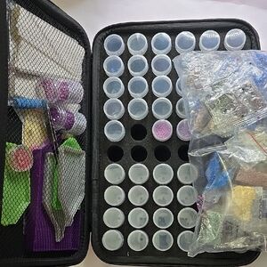 Dimond Painting Carrying Case With Tools, Extra Dimond, See All Photos!!